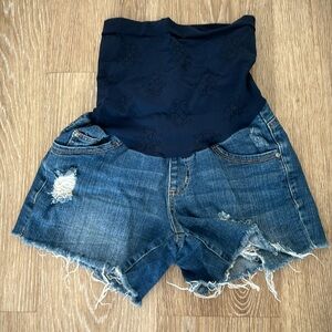 Jessica Simpson denim maternity shorts ✨